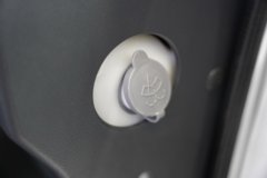 江淮骏铃A7 2.5L柴油 171马力 法士特8档 4.18米单排栏板轻卡