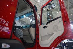 东风柳汽乘龙H5 8X4 7.6米排半纯电动自卸车 宁德时代600.92kWh