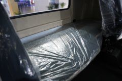 东风柳汽乘龙H5 8X4 7.6米排半纯电动自卸车 宁德时代600.92kWh