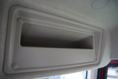 东风柳汽乘龙H5 8X4 7.6米排半纯电动自卸车 宁德时代600.92kWh