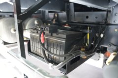 东风EV350 4.2米单排纯电动厢式轻卡 宁德时代100.46kWh