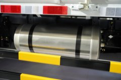 东风EV350 4.2米单排纯电动厢式轻卡 宁德时代100.46kWh