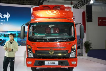 ����Ǭ��K6 180���� 2.5L���� 4X2 ��ʿ��6�� ���� 4.1����س�ͼƬ