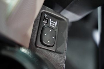 ����Ǭ��K6 180���� 2.5L���� 4X2 ��ʿ��6�� ���� 4.1����س�ͼƬ