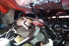 东风乾坤K6 180马力 2.5L柴油 4X2 法士特6档 4.1米冷藏车