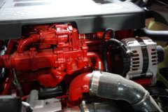 东风乾坤K6 180马力 2.5L柴油 4X2 法士特6档 4.1米冷藏车