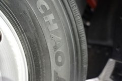 东风乾坤K6 180马力 2.5L柴油 4X2 法士特6档 4.1米冷藏车