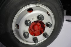 东风乾坤K6 180马力 2.5L柴油 4X2 法士特6档 4.1米冷藏车