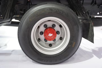 ����Ǭ��K6 180���� 2.5L���� 4X2 ��ʿ��6�� ���� 4.1����س�ͼƬ