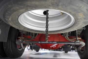 ����Ǭ��K6 180���� 2.5L���� 4X2 ��ʿ��6�� ���� 4.1����س�ͼƬ