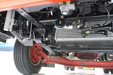 ����Ǭ��K6 180���� 2.5L���� 4X2 ��ʿ��6�� ���� 4.1����س�ͼƬ
