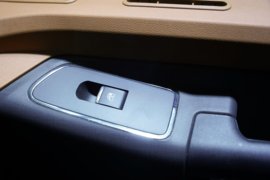 德龙G6000&nbsp;牵引车驾驶室                                               图片