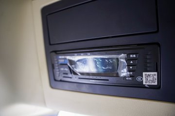 ��������G6000C �������� 12.5L���� 600���� 6X4 ��ʿ��16�� AMT�Զ��� ǣ����ͼƬ