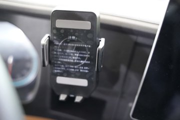 ��������G6000C �������� 12.5L���� 600���� 6X4 ��ʿ��16�� AMT�Զ��� ǣ����ͼƬ