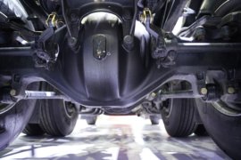 德龙G6000&nbsp;牵引车底盘                                                图片