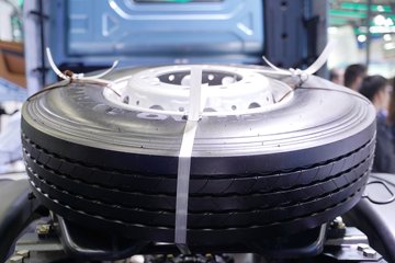 ��������G6000C �������� 12.5L���� 600���� 6X4 ��ʿ��16�� AMT�Զ��� ǣ����ͼƬ