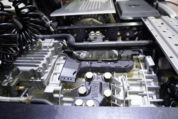 ��������G6000C �������� 12.5L���� 600���� 6X4 ��ʿ��16�� AMT�Զ��� ǣ����ͼƬ