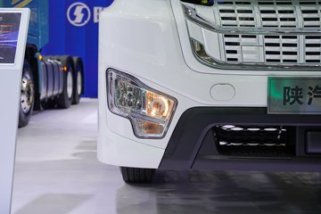 ��������M5000C ݼӢ�� 4.5L���� 280���� 4X2 ��ʿ��8�� ��ʽ�ػ���ͼƬ