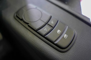 ��������M5000C ݼӢ�� 4.5L���� 280���� 4X2 ��ʿ��8�� ��ʽ�ػ���ͼƬ