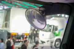 陕汽德龙M5000C 菁英版 4.5L柴油 280马力 4X2 法士特8档 厢式载货车