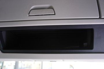 ��������M5000C ݼӢ�� 4.5L���� 280���� 4X2 ��ʿ��8�� ��ʽ�ػ���ͼƬ