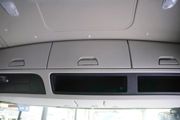 ��������M5000C ݼӢ�� 4.5L���� 280���� 4X2 ��ʿ��8�� ��ʽ�ػ���ͼƬ