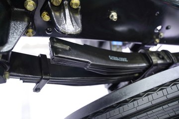 ��������M5000C ݼӢ�� 4.5L���� 280���� 4X2 ��ʿ��8�� ��ʽ�ػ���ͼƬ