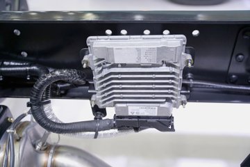 ��������M5000C ݼӢ�� 4.5L���� 280���� 4X2 ��ʿ��8�� ��ʽ�ػ���ͼƬ