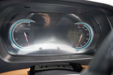 ��������˹ ����H 12.5L���� 600���� 6X4 ��ʿ��16�� AMT�Զ��� ǣ����ͼƬ