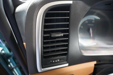 ��������˹ ����H 12.5L���� 600���� 6X4 ��ʿ��16�� AMT�Զ��� ǣ����ͼƬ