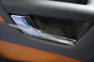 ��������˹ ����H 12.5L���� 600���� 6X4 ��ʿ��16�� AMT�Զ��� ǣ����ͼƬ