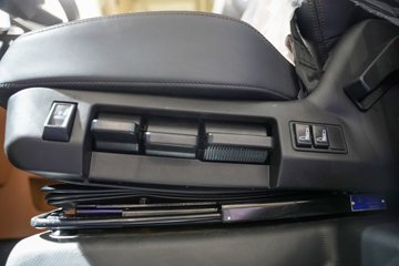 ��������˹ ����H 12.5L���� 600���� 6X4 ��ʿ��16�� AMT�Զ��� ǣ����ͼƬ