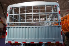 陕汽康明斯 龙骁H 12.5L柴油 600马力 6X4 法士特16档 AMT自动档 牵引车 陕汽康明斯 龙骁H 12.5L柴油 600马力 6X4 法士特16档 AMT自动档 牵引车