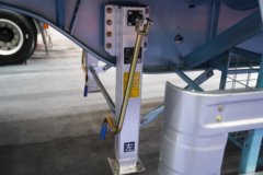 陕汽康明斯 龙骁H 12.5L柴油 600马力 6X4 法士特16档 AMT自动档 牵引车 陕汽康明斯 龙骁H 12.5L柴油 600马力 6X4 法士特16档 AMT自动档 牵引车