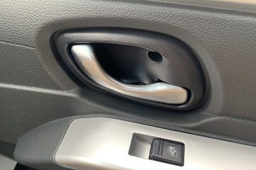 ����;�� T3 1.6L 123���� ���� 2.7�׵�������С��ͼƬ