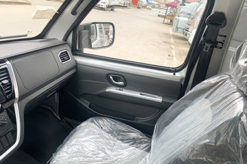 ����;�� T3 1.6L 123���� ���� 2.7�׵�������С��ͼƬ