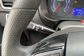 ����;�� T3 1.6L 123���� ���� 2.7�׵�������С��ͼƬ