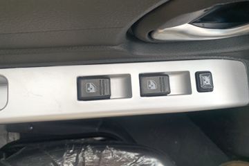 ����;�� T3 1.6L 123���� ���� 2.7�׵�������С��ͼƬ