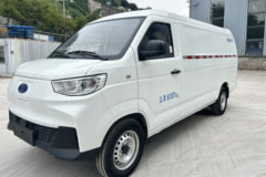 中通T7 2座纯电动冷藏车(重特牌) 中创新航50.37kWh