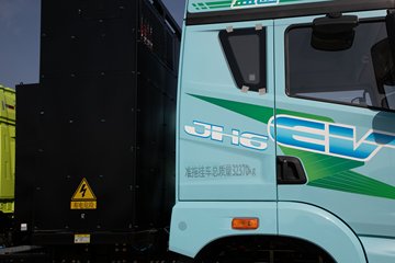 �ൺ���JH6 4X2 ����ʽ���綯ǣ���� ����ʱ��400.61kWhͼƬ