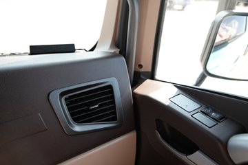 �ൺ���JH6 4X2 ����ʽ���綯ǣ���� ����ʱ��400.61kWhͼƬ