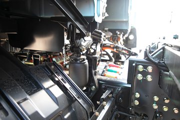 �ൺ���JH6 4X2 ����ʽ���綯ǣ���� ����ʱ��400.61kWhͼƬ