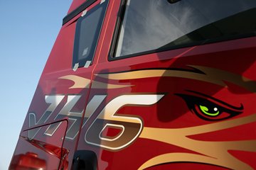 �ൺ���JH6 6.4L���� 300���� 4X2 һ�����10�� 9.6���Ű���ʽ�ػ���ͼƬ