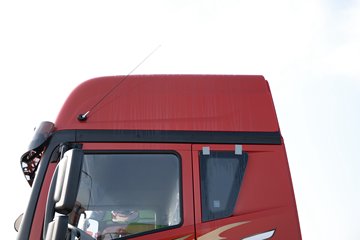 �ൺ���JH6 6.4L���� 300���� 4X2 һ�����10�� 9.6���Ű���ʽ�ػ���ͼƬ