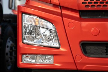 �ൺ���JH6 6.4L���� 300���� 4X2 һ�����10�� 9.6���Ű���ʽ�ػ���ͼƬ