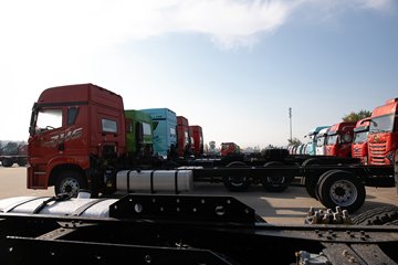 �ൺ���JH6 6.4L���� 300���� 4X2 һ�����10�� 9.6���Ű���ʽ�ػ���ͼƬ