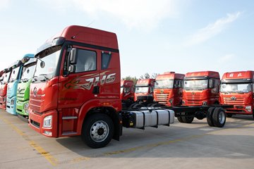 �ൺ���JH6 6.4L���� 300���� 4X2 һ�����10�� 9.6���Ű���ʽ�ػ���ͼƬ