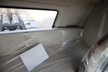 �ൺ���JH6 6.4L���� 300���� 4X2 һ�����10�� 9.6���Ű���ʽ�ػ���ͼƬ