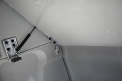 青岛解放JH6 6.4L柴油 300马力 4X2 一汽解放10档 9.6米排半厢式载货车