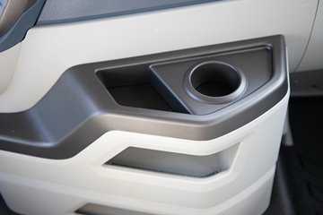 �ൺ���JH6 6.4L���� 300���� 4X2 һ�����10�� 9.6���Ű���ʽ�ػ���ͼƬ